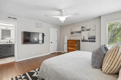 $235,000 | 2702 Douglas Avenue, Unit 127, Dallas, TX 75219