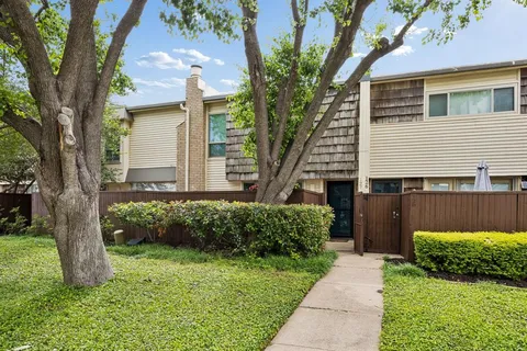 $235,000 | 2702 Douglas Avenue, Unit 127, Dallas, TX 75219