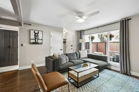 $235,000 | 2702 Douglas Avenue, Unit 127, Dallas, TX 75219