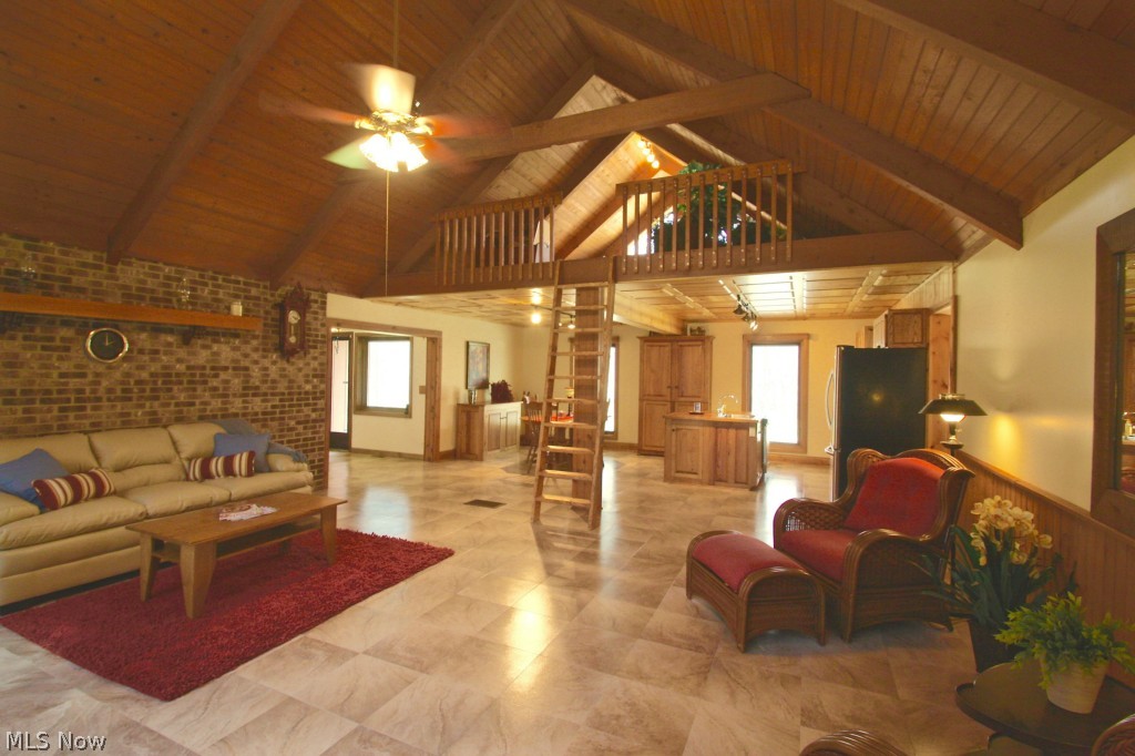 16440 Valley Road Chagrin Falls, OH 44023 - Photo 6 of 24 Gallery Image 6