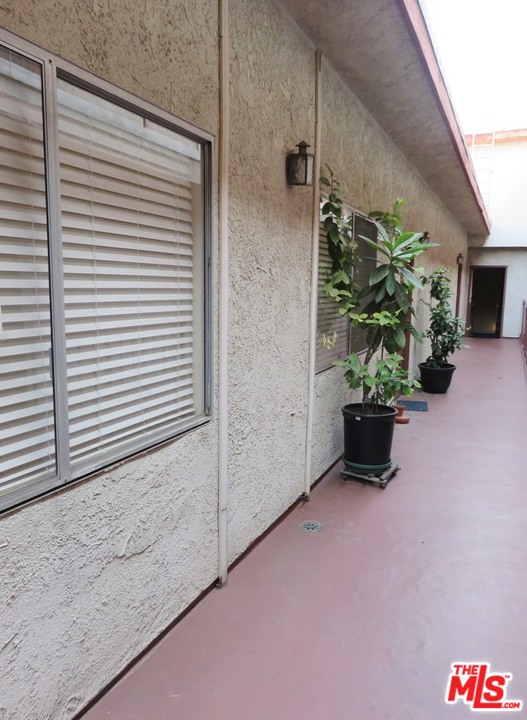 1523 East Windsor Road, Unit 208A Glendale, CA 91205 - Photo 22 of 23