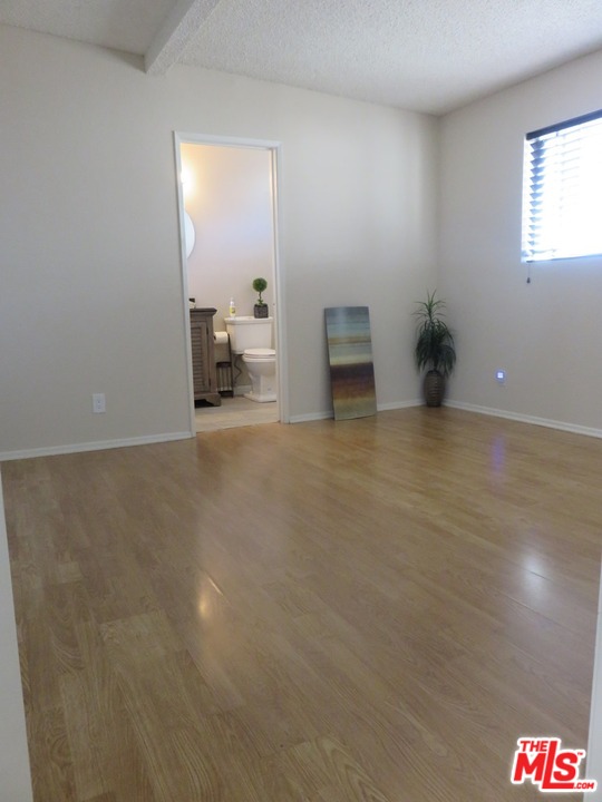1523 East Windsor Road, Unit 208A Glendale, CA 91205 - Photo 10 of 23