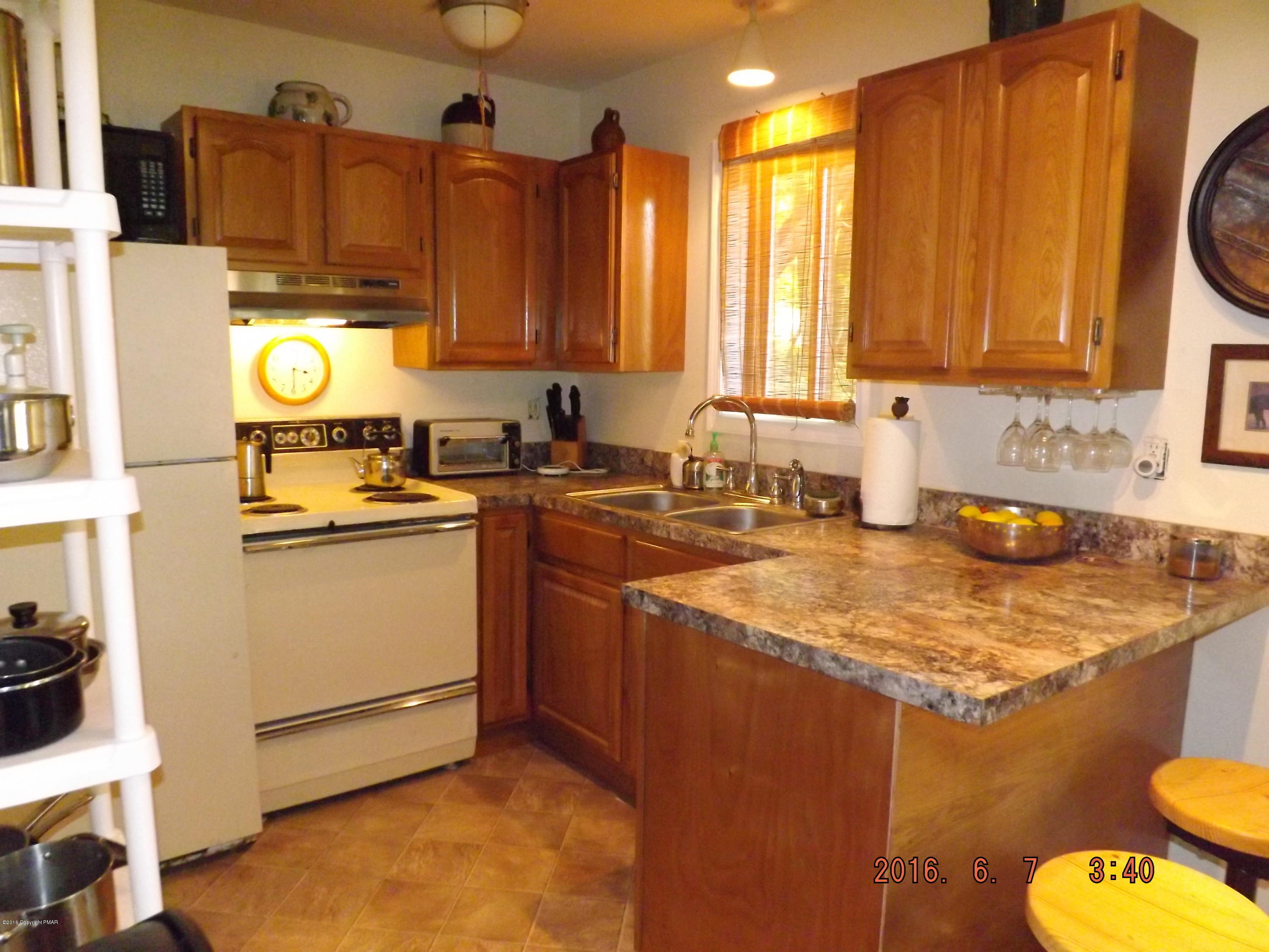 1336 Clover Road North Long Pond, PA 18334 - Photo 11 of 26 DSCF6366