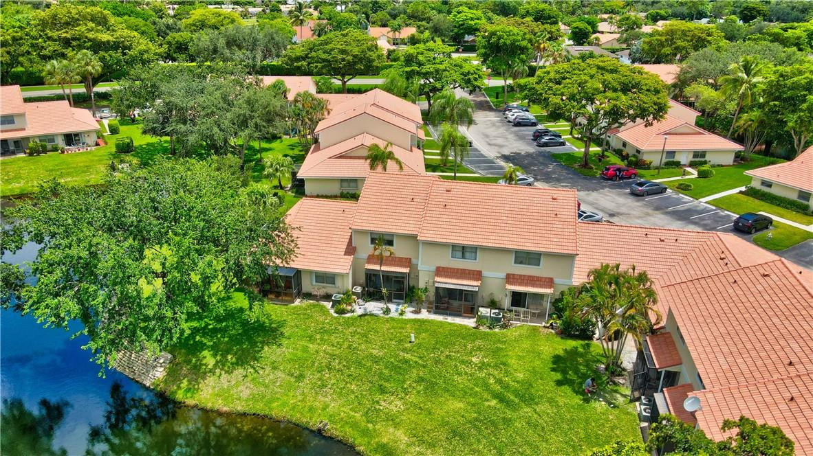 6397 Boca Circle Boca Raton, FL 33433 - Photo 12 of 48 Photo 12