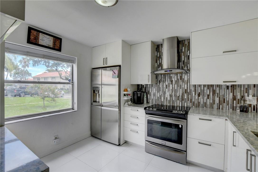 6397 Boca Circle Boca Raton, FL 33433 - Photo 20 of 48 Photo 20