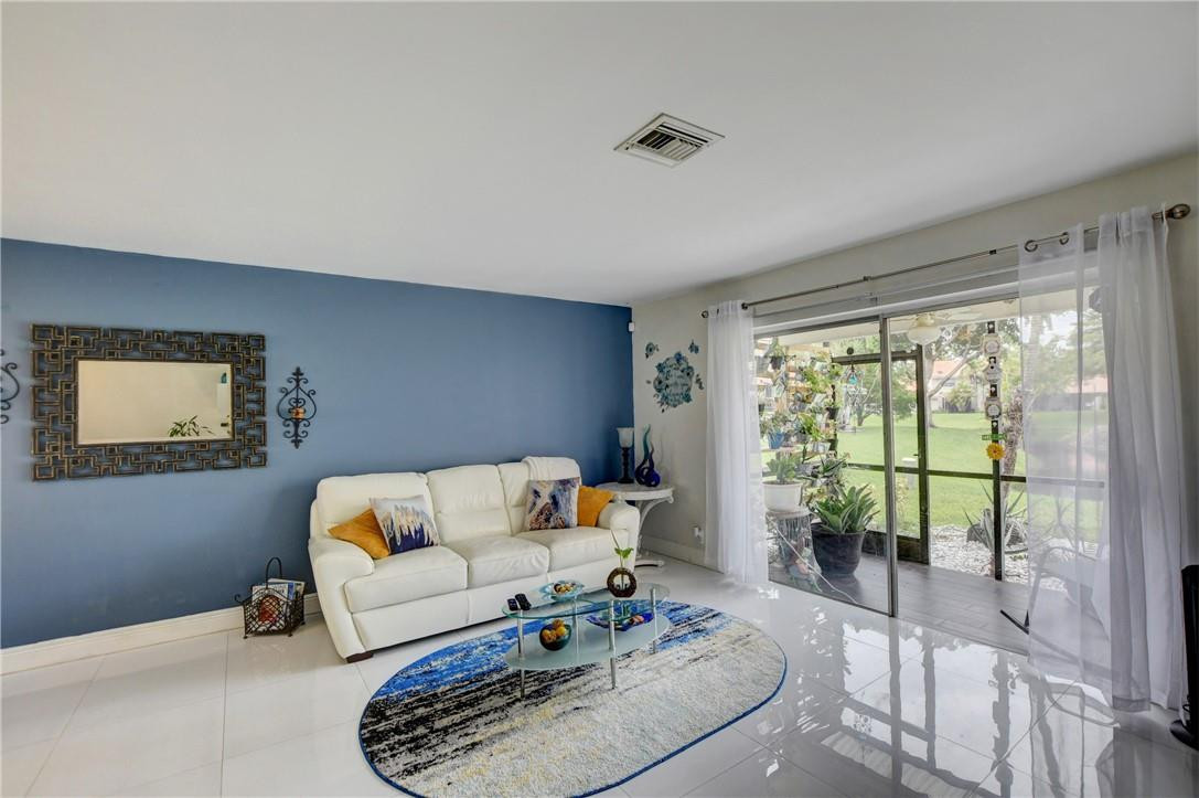 6397 Boca Circle Boca Raton, FL 33433 - Photo 29 of 48 Photo 29