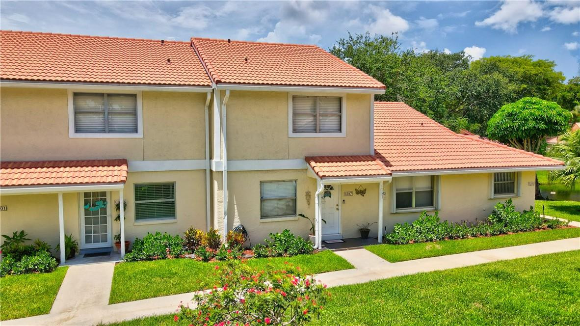 6397 Boca Circle Boca Raton, FL 33433 - Photo 3 of 48 Photo 3