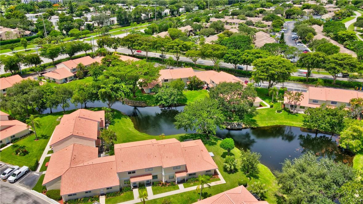 6397 Boca Circle Boca Raton, FL 33433 - Photo 4 of 48 Photo 4
