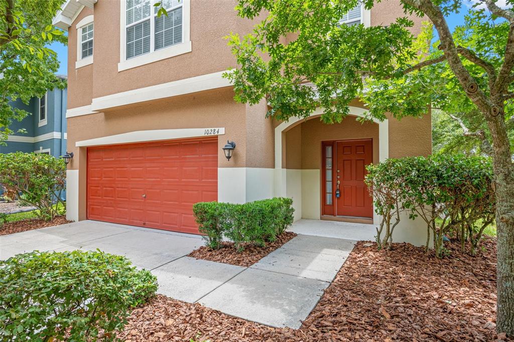 10284 Newminster Loop Ruskin, FL 33573 - Photo 4 of 72