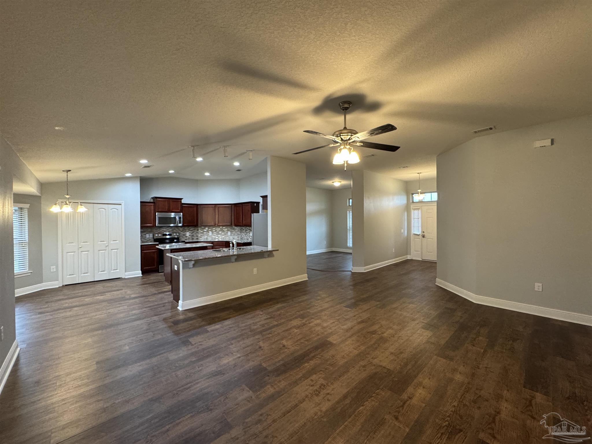 5529 Cane Syrup Circle Pace, FL 32571 - Photo 6 of 31