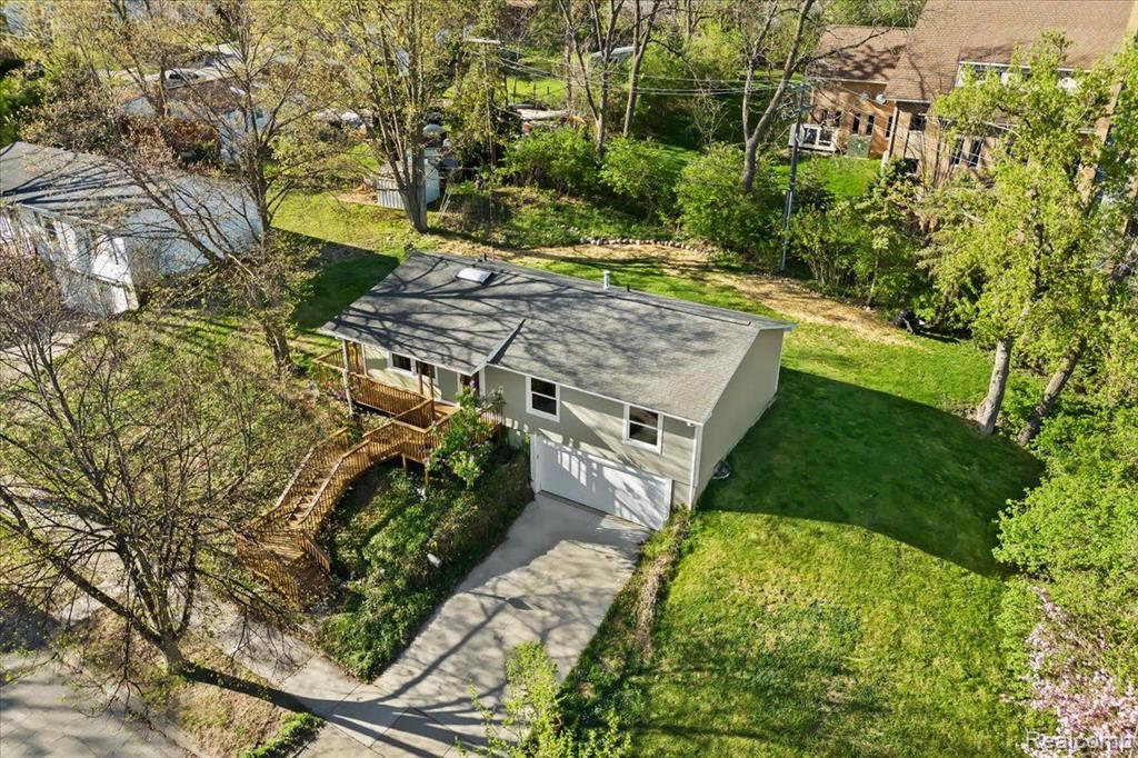 1104 Wendy Road Ann Arbor, MI 48103 - Photo 32 of 33 Gallery Image 32