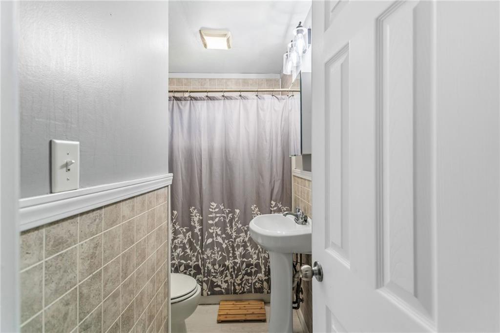 3645 River Road Ellwood City, PA 16117 - Photo 23 of 44