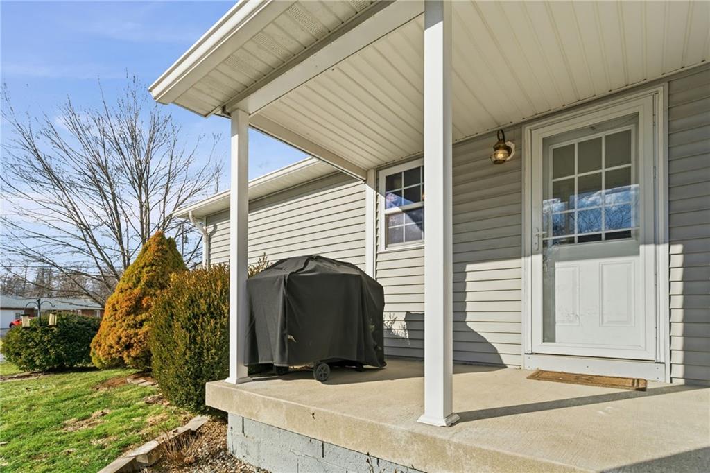 3645 River Road Ellwood City, PA 16117 - Photo 4 of 44