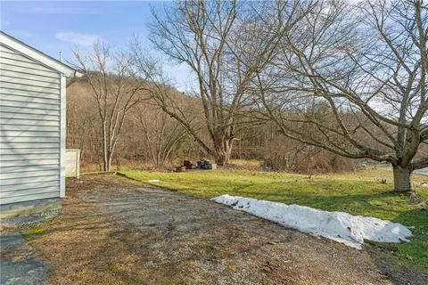 $200,000 | 3645 River Road, Ellwood City, PA 16117