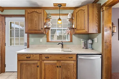 $200,000 | 3645 River Road, Ellwood City, PA 16117