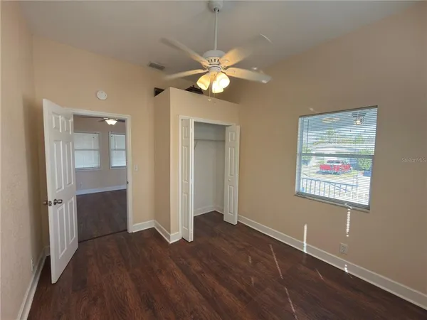 $2,100 | 2528 West St John Street, Tampa, FL 33607