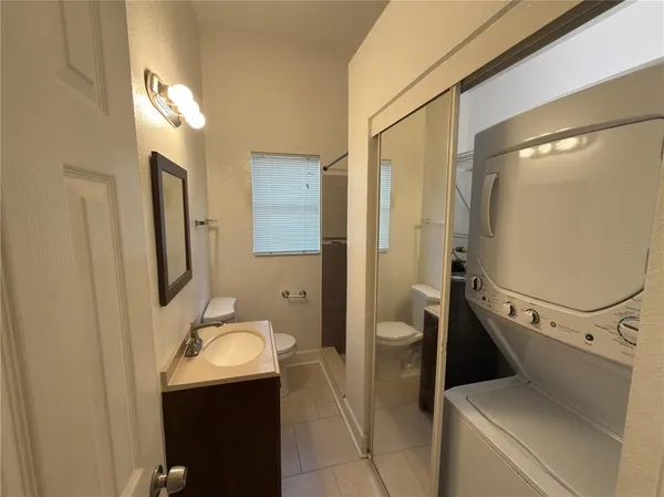 $2,100 | 2528 West St John Street, Tampa, FL 33607