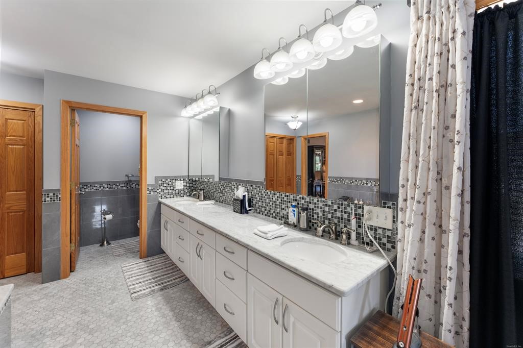 524 Wauregan Road Brooklyn, CT 06234 - Photo 25 of 26