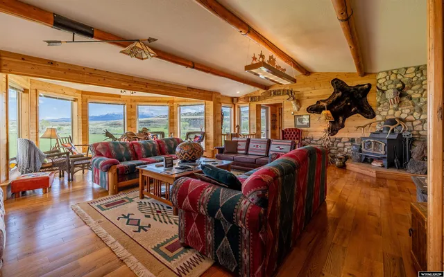 $3,800,000 | 30 Nielsen Trail, Cody, WY 82414