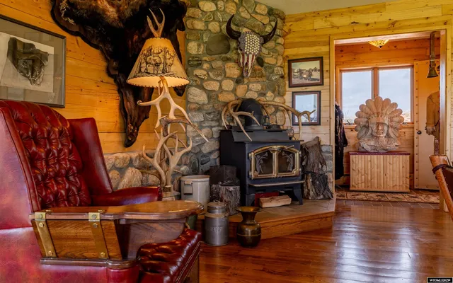 $3,800,000 | 30 Nielsen Trail, Cody, WY 82414