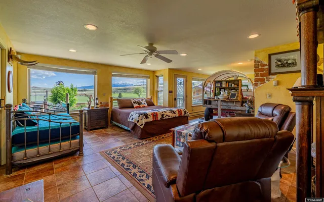 $3,800,000 | 30 Nielsen Trail, Cody, WY 82414