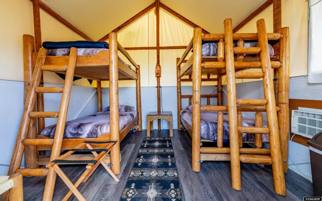 $3,800,000 | 30 Nielsen Trail, Cody, WY 82414