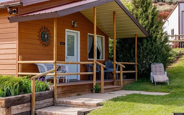 $3,800,000 | 30 Nielsen Trail, Cody, WY 82414