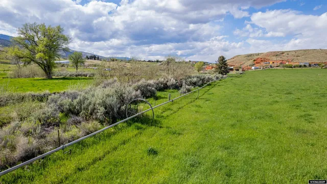 $3,800,000 | 30 Nielsen Trail, Cody, WY 82414