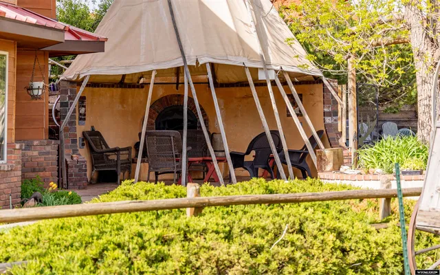 $3,800,000 | 30 Nielsen Trail, Cody, WY 82414