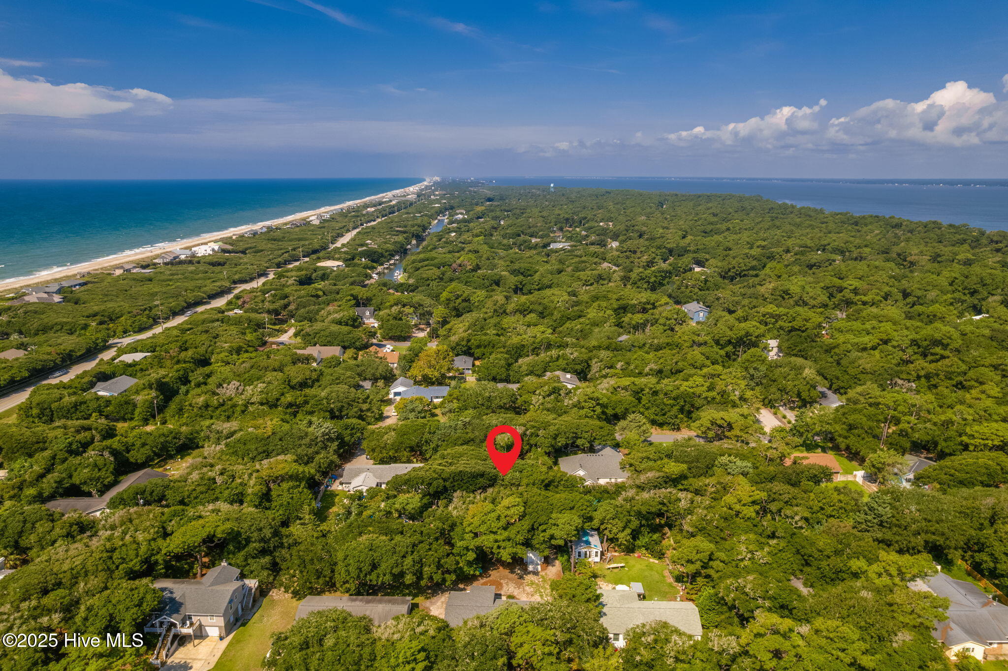 110 Holly Road Pine Knoll Shores, NC 28512 - Photo 12 of 30 12-web-or-mls-cchadwick-visuals-110-holl