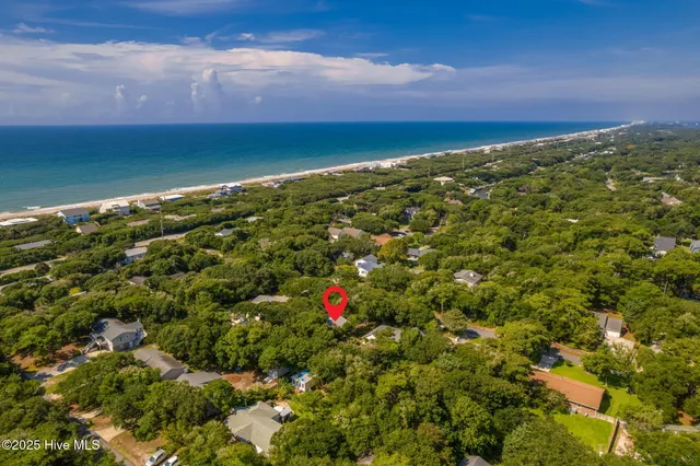 $525,000 | 110 Holly Road, Pine Knoll Shores, NC 28512