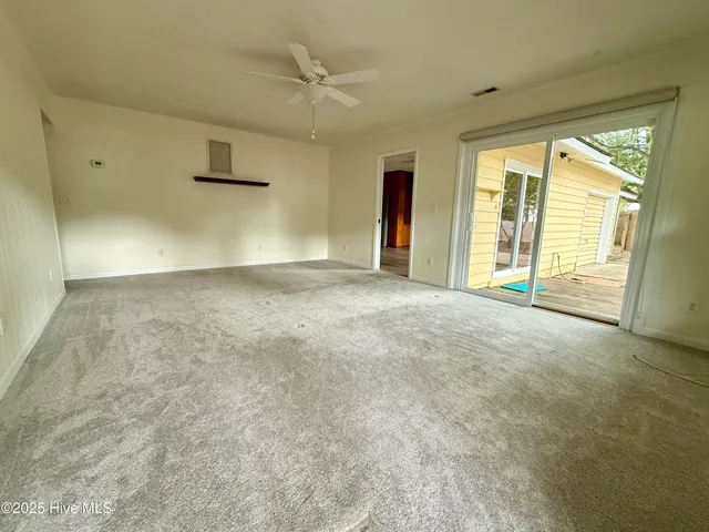 $525,000 | 110 Holly Road, Pine Knoll Shores, NC 28512