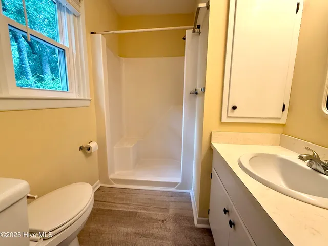 $525,000 | 110 Holly Road, Pine Knoll Shores, NC 28512