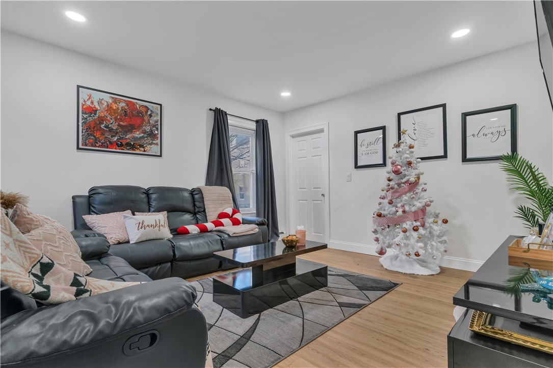 215 Kenyon Avenue Pawtucket, RI 02861 - Photo 20 of 30