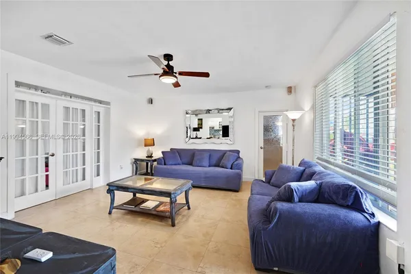 $4,500 | 2834 Southwest 33rd Avenue, Miami, FL 33133