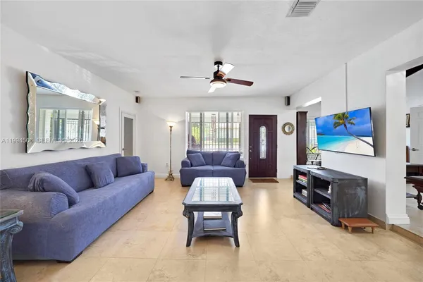 $4,500 | 2834 Southwest 33rd Avenue, Miami, FL 33133