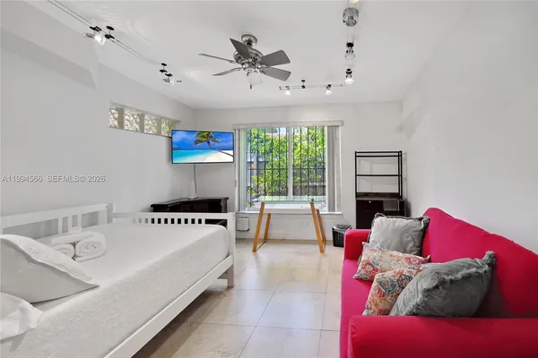 $4,500 | 2834 Southwest 33rd Avenue, Miami, FL 33133