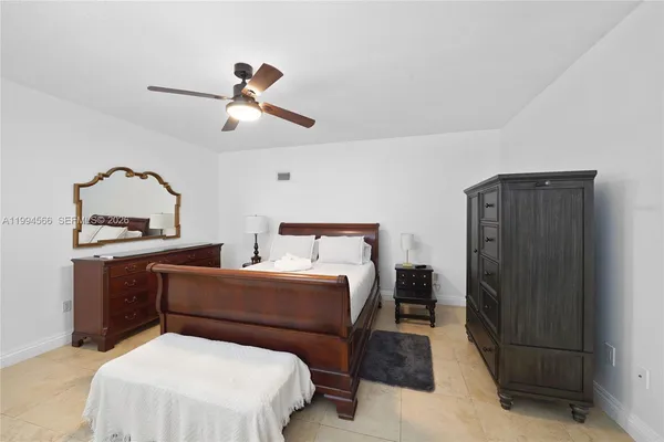 $4,500 | 2834 Southwest 33rd Avenue, Miami, FL 33133