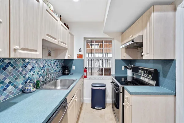$4,500 | 2834 Southwest 33rd Avenue, Miami, FL 33133