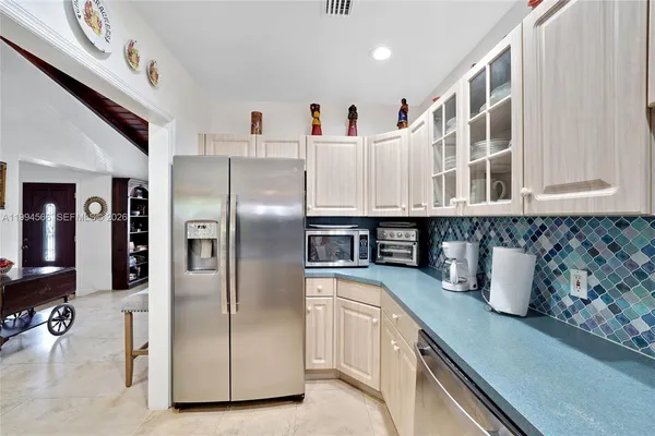 $4,500 | 2834 Southwest 33rd Avenue, Miami, FL 33133