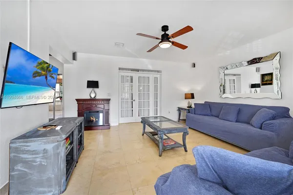 $4,500 | 2834 Southwest 33rd Avenue, Miami, FL 33133