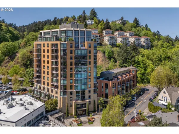 $455,000 | 2351 Northwest Westover Road, Unit 608, Portland, OR 97210