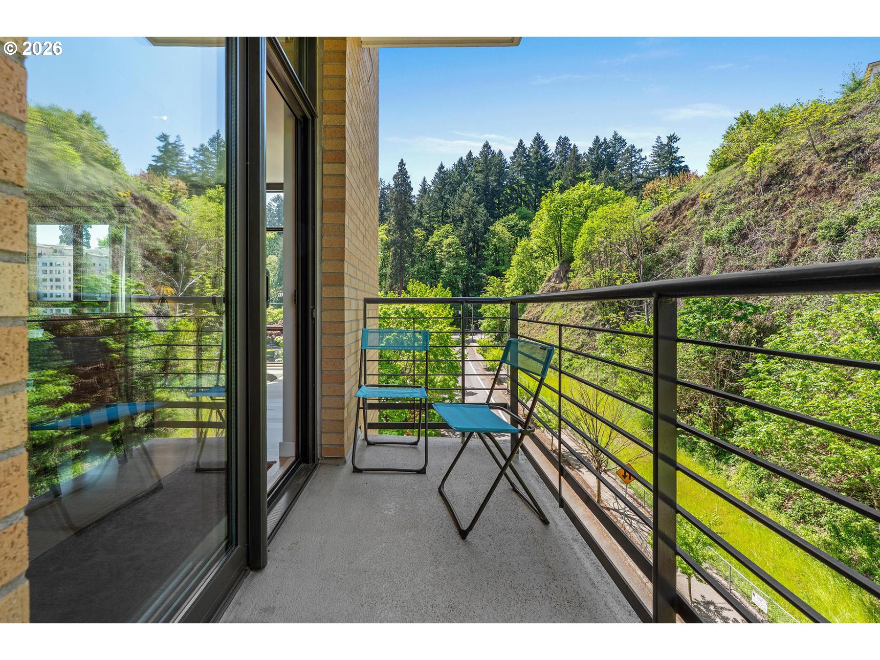 2351 Northwest Westover Road, Unit 608 Portland, OR 97210 - Photo 17 of 33