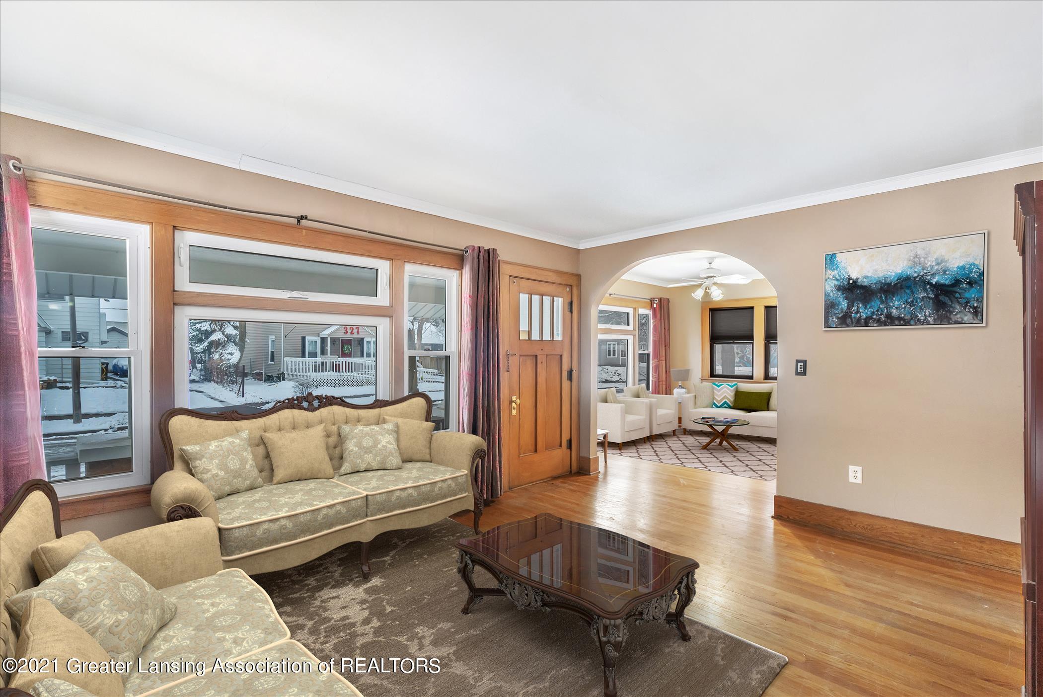 318 Wayburn Road Lansing, MI 48910 - Photo 5 of 46 DSC05372