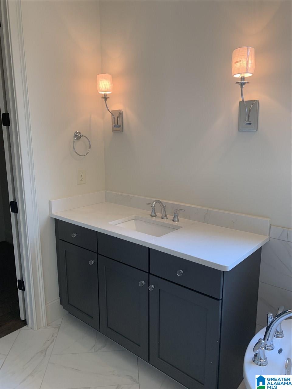 805 Carr Avenue Birmingham, AL 35209 - Photo 16 of 29