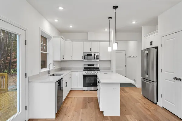 $559,900 | 10 Dogwood Circle, Unit 10 BARTON PLAN, Milton, VT 05468