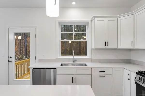 $559,900 | 10 Dogwood Circle, Unit 10 BARTON PLAN, Milton, VT 05468