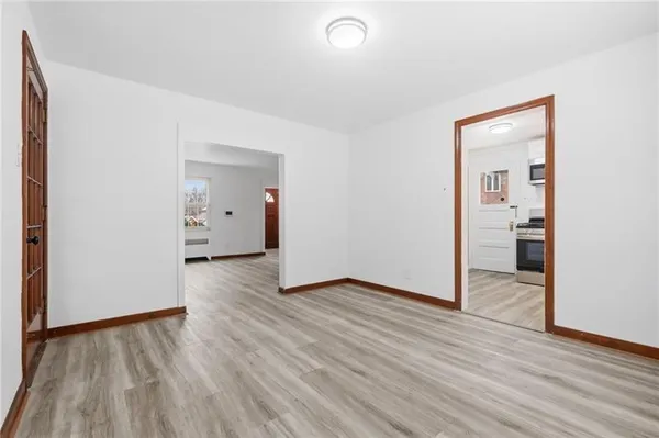 $1,500 | 3841 Lawnview Avenue, Pittsburgh, PA 15227