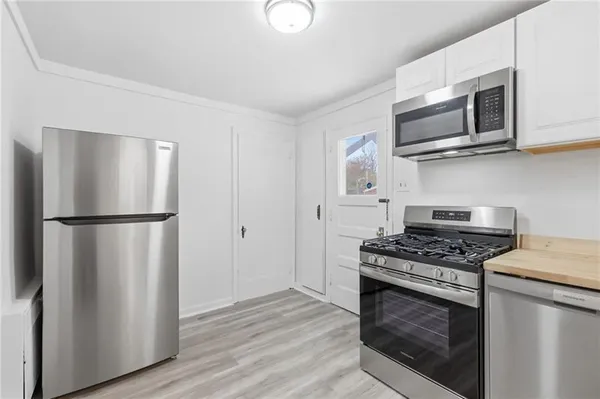 $1,500 | 3841 Lawnview Avenue, Pittsburgh, PA 15227