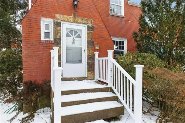 $1,500 | 3841 Lawnview Avenue, Pittsburgh, PA 15227